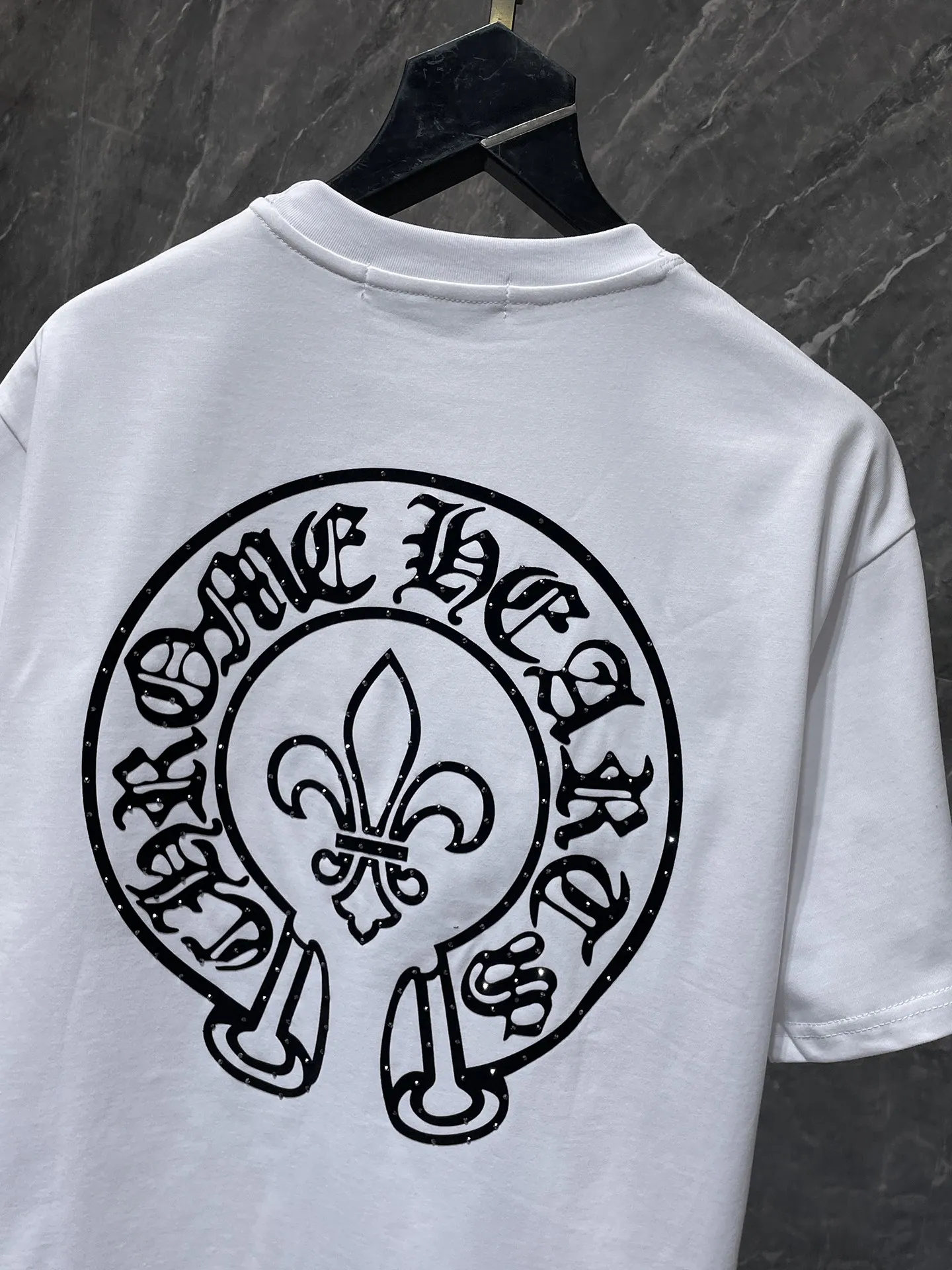 P160 New in summer Chrome Hearts 25ss High-weight environmentally friendly high-quality top fabric 280g Chrome flocking hot diamond cross horseshoe short sleeves counter synchronization 1:1 replica version Recommended colors: white, black